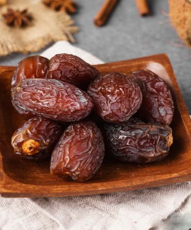 Majdool Medium Dates